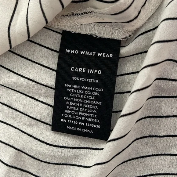 Striped Button-Up Blouse - Picture 6 of 6